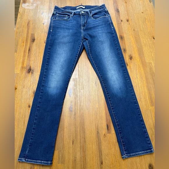 Levi’s Classic Mid Rise Skinny Blue Jeans - Picture 1 of 4